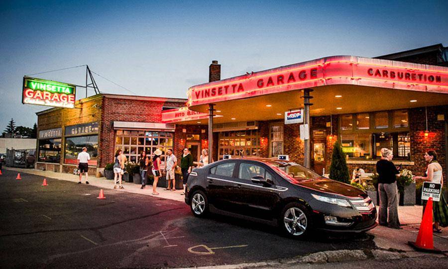 Vinsetta Garage | restaurant | 27799 Woodward Ave, Berkley, MI 48072, USA | 2485487711 OR +1 248-548-7711