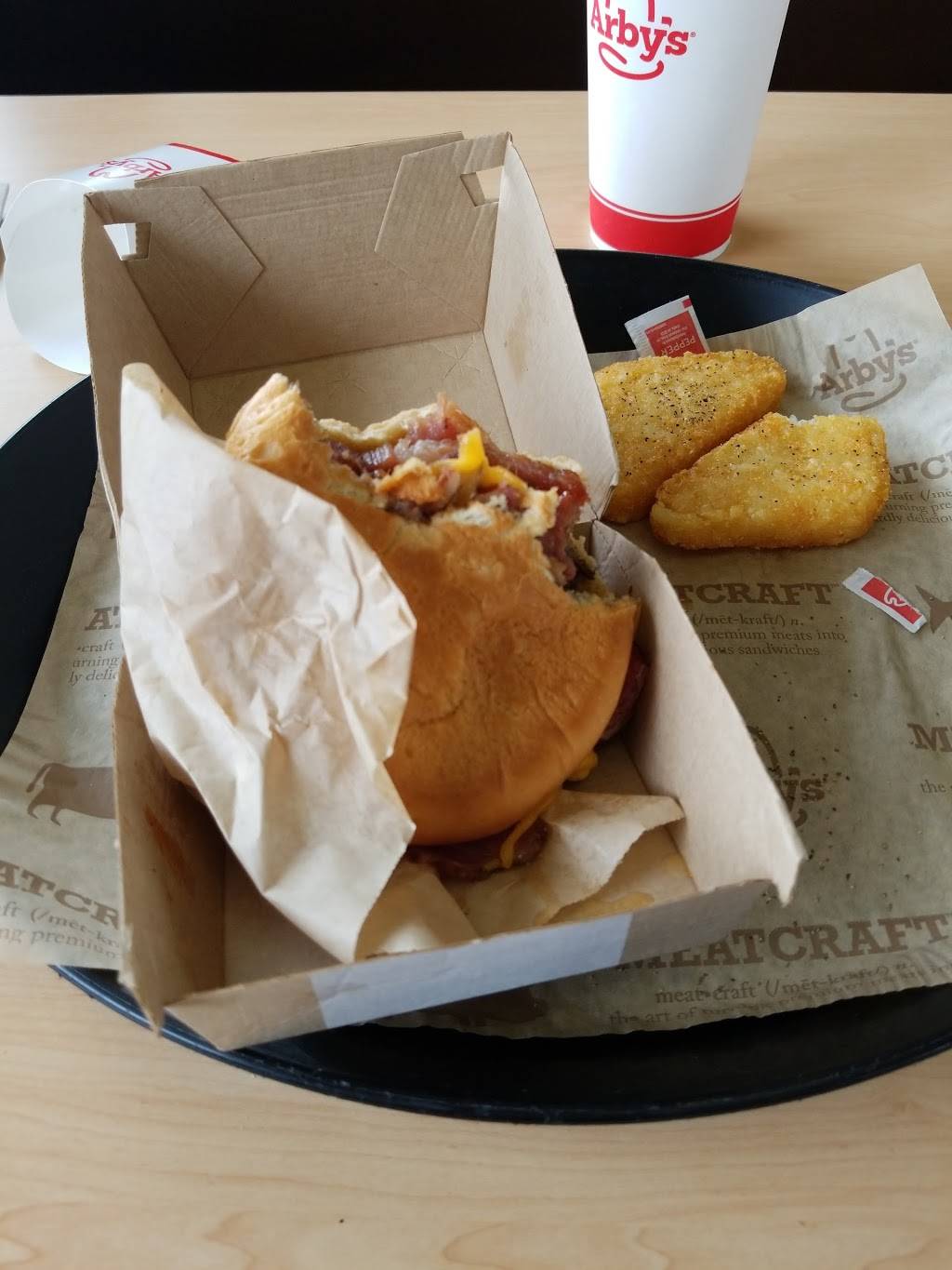 Arbys | restaurant | 24700 Haggerty Rd, Farmington Hills, MI 48335, USA | 2486159330 OR +1 248-615-9330