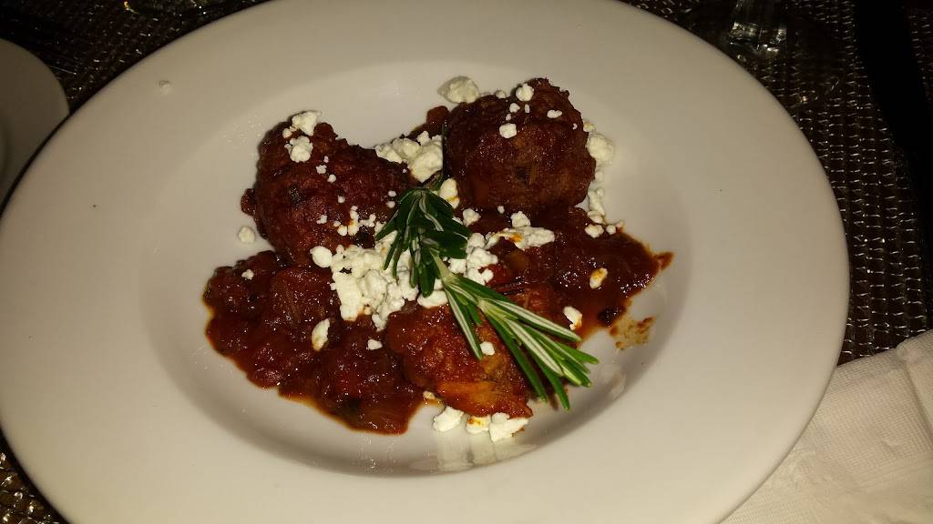 The Stone Hearth & Manor House Kitchen | restaurant | 2627 Old Forest Rd, Lynchburg, VA 24501, USA | 4342772295 OR +1 434-277-2295