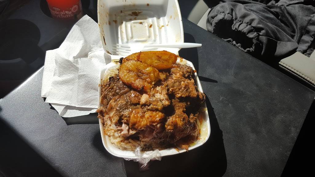 Jamaica Breeze | restaurant | 103-02 Astoria Blvd, East Elmhurst, NY 11369, USA | 7188994743 OR +1 718-899-4743