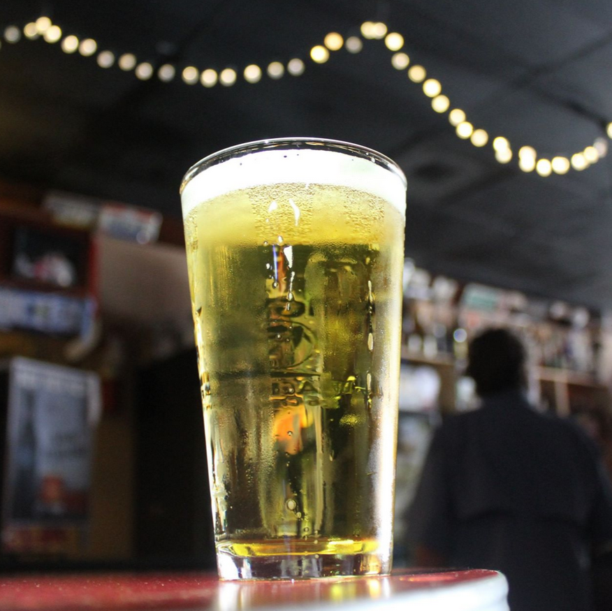 Swigwam Beach Bar | restaurant | 336 Corey Ave, St Pete Beach, FL 33706, USA | 7273637944 OR +1 727-363-7944