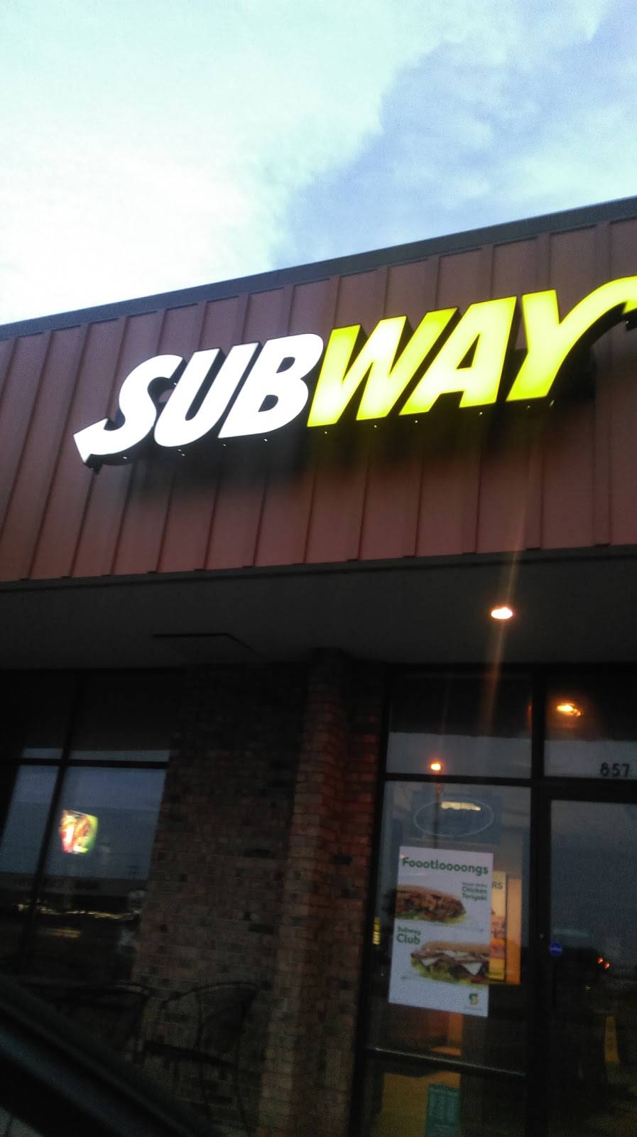 Subway | restaurant | 857 US-31 S, Traverse City, MI 49685, USA | 2319439465 OR +1 231-943-9465