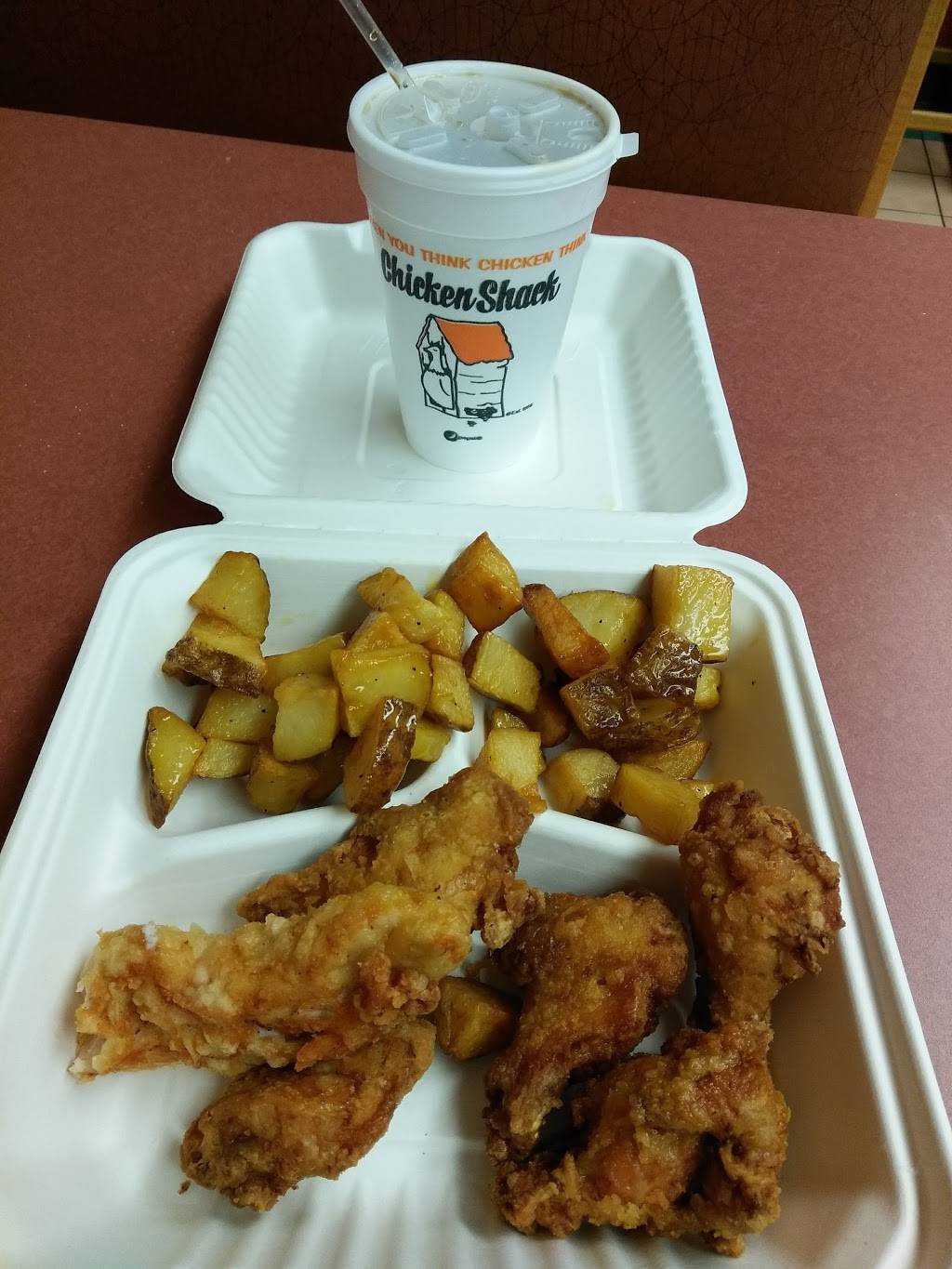 Chicken Shack Saint Clair Shores | meal takeaway | 30926 Harper Ave, St Clair Shores, MI 48082, USA | 5864157500 OR +1 586-415-7500