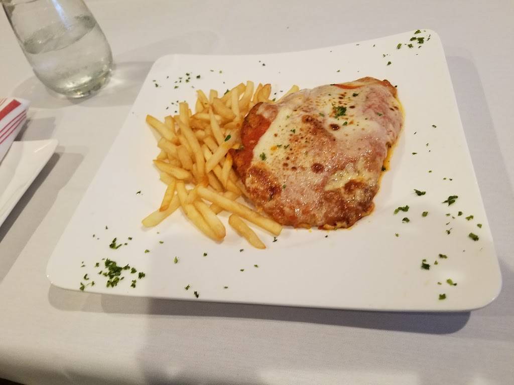 Red Carpet Italian Restaurant | restaurant | 3438 SW 8th St, Miami, FL 33135, USA | 3055294220 OR +1 305-529-4220