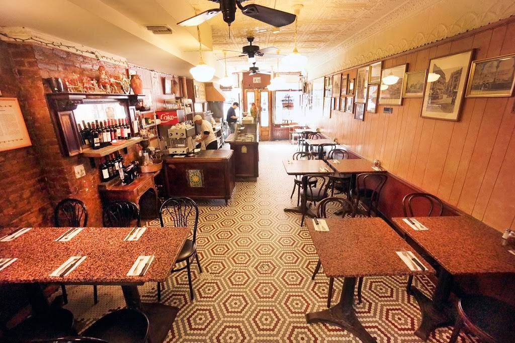 Ferdinandos Focacceria | restaurant | 151 Union St, Brooklyn, NY 11231, USA | 7188551545 OR +1 718-855-1545