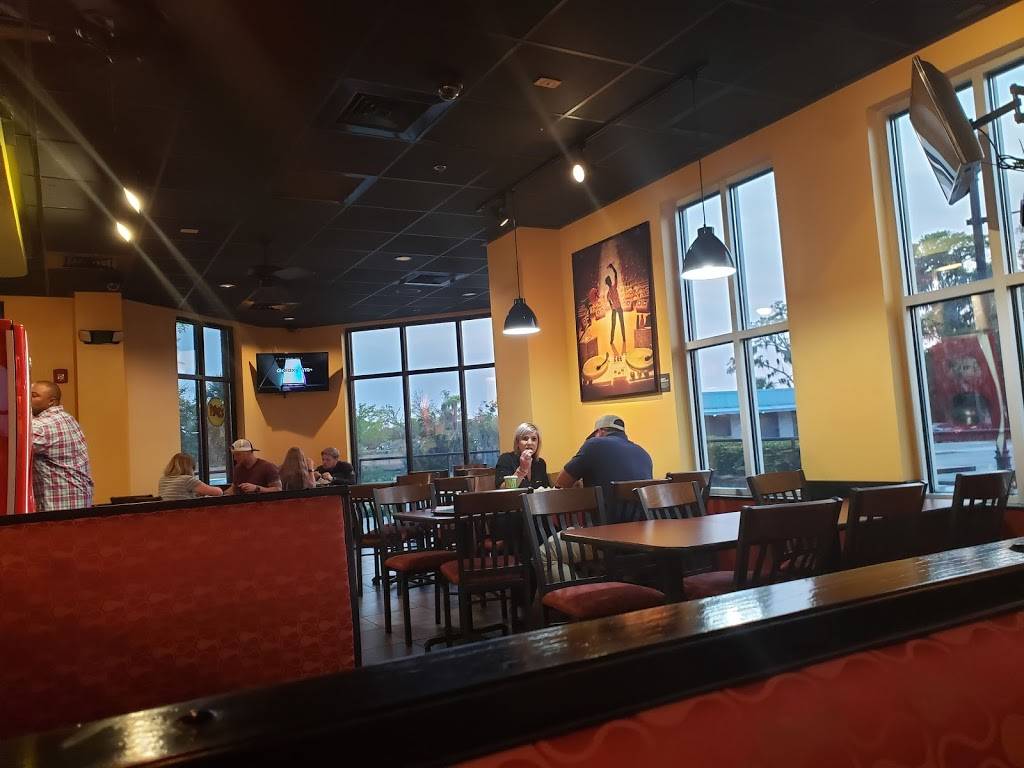 Moes Southwest Grill | restaurant | 2015 Boundary St, Beaufort, SC 29902, USA | 8433794334 OR +1 843-379-4334