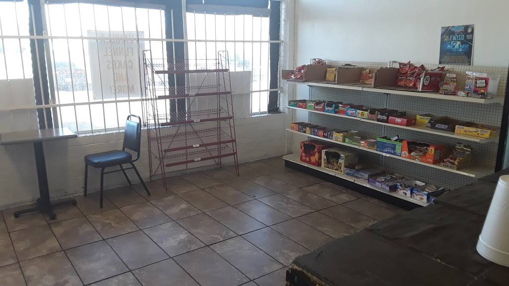 Vanilla funnel cakes and more | restaurant | 5412 E Berry St, Fort Worth, TX 76119, USA | 6827859834 OR +1 682-785-9834