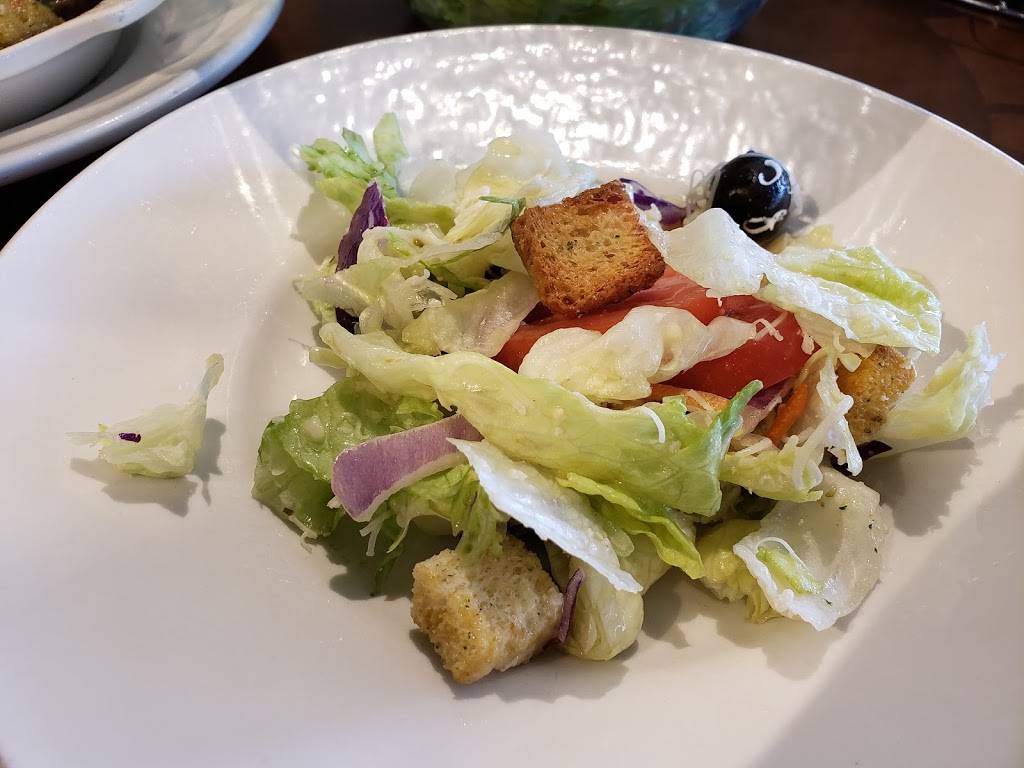 Olive Garden Italian Restaurant | meal takeaway | 1631 Ring Rd, Chesapeake, VA 23320, USA | 7574244758 OR +1 757-424-4758