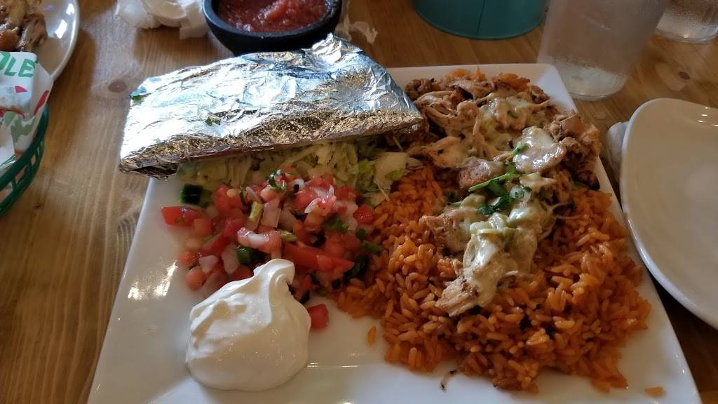 Coconuts Cabana | restaurant | 620 Main St, Mediapolis, IA 52637, USA | 3193949999 OR +1 319-394-9999