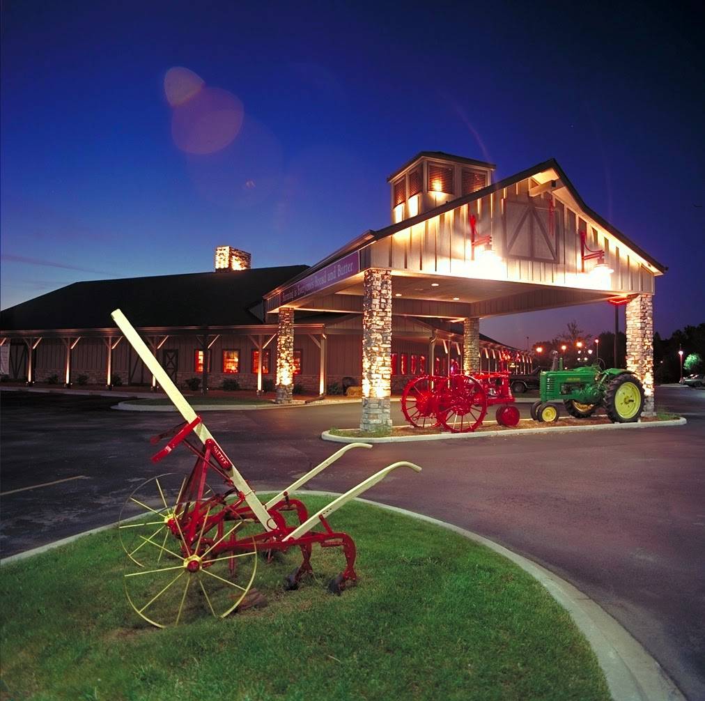 Machine Shed Restaurant Appleton | restaurant | 220 N Fox River Dr, Appleton, WI 54913, USA | 9208302326 OR +1 920-830-2326