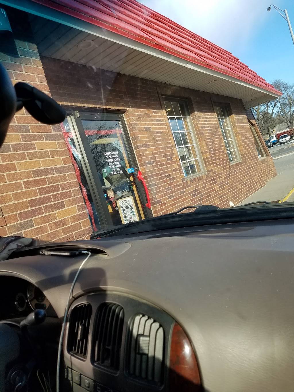 Dairy Queen | restaurant | 677 S Lincoln St, West Point, NE 68788, USA | 4023725634 OR +1 402-372-5634