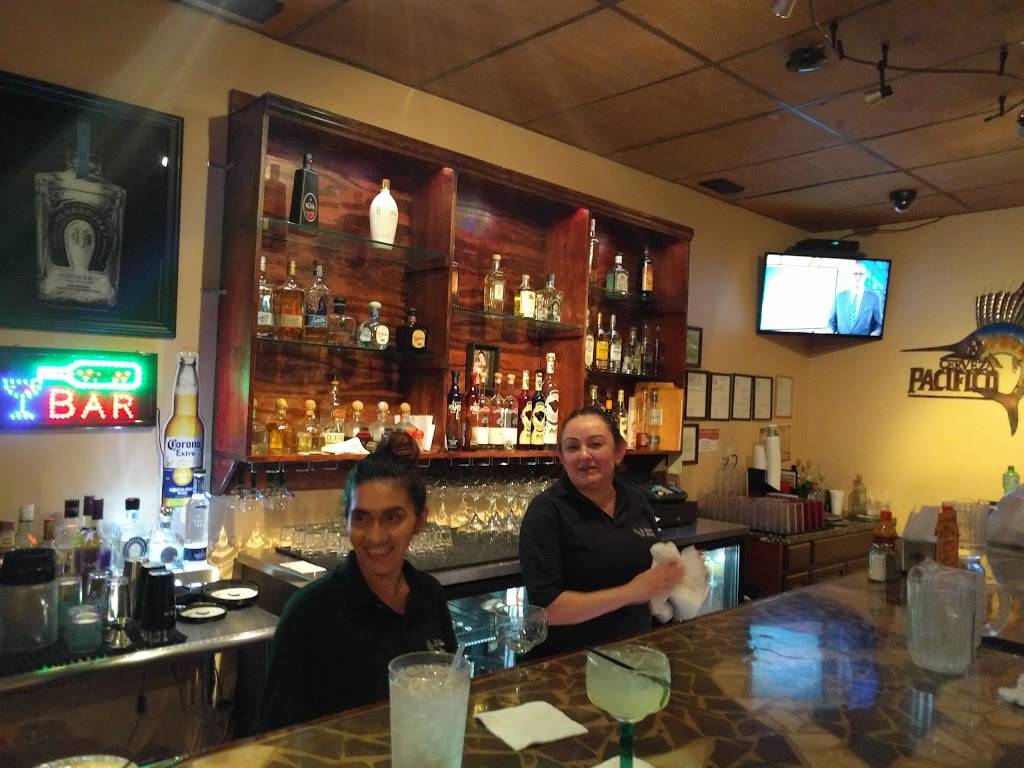 La Casa de Alberto | restaurant | 624 W National Ave, Milwaukee, WI 53204, USA | 4146435715 OR +1 414-643-5715