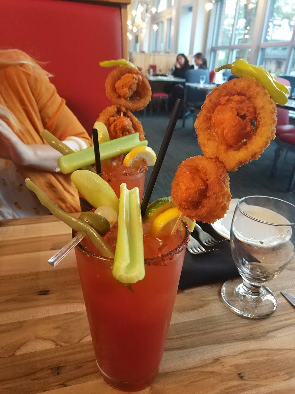 Chilled Cork | restaurant | 22 William St S, Chatham, ON N7M 4S1, Canada | 5193547818 OR +1 519-354-7818