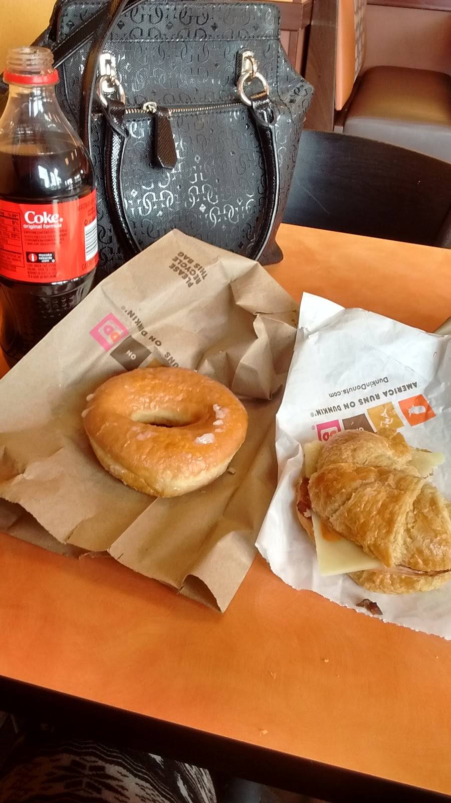 Dunkin | bakery | 16204 Lorain Ave, Cleveland, OH 44111, USA | 2168123865 OR +1 216-812-3865