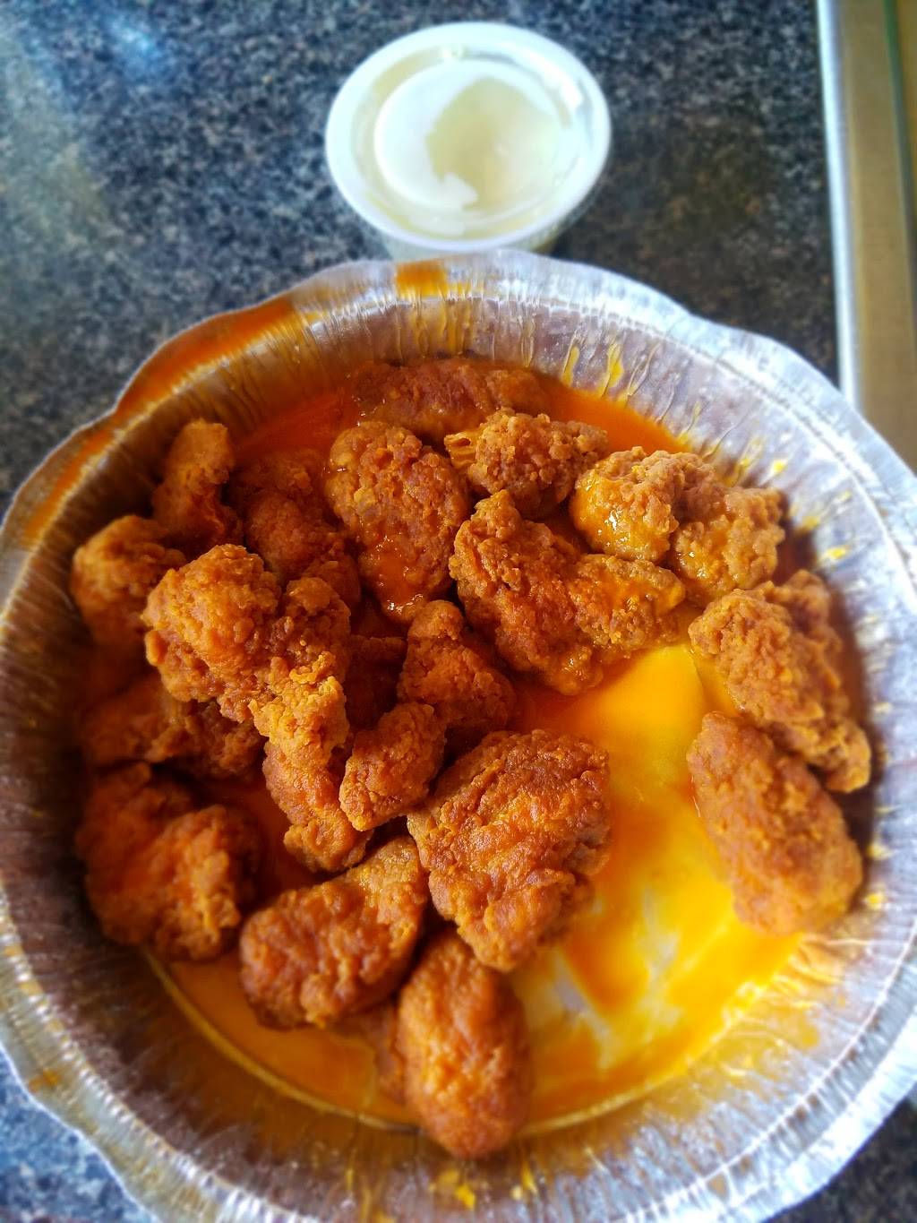 Planet Pizza | restaurant | 290 Tarrytown Rd, White Plains, NY 10607, USA | 9146863150 OR +1 914-686-3150