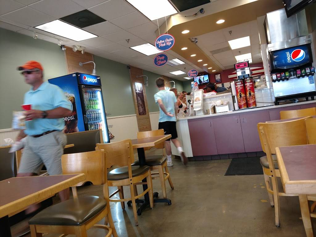 Jersey Mikes Subs | meal takeaway | 2939-B Battleground Ave, Greensboro, NC 27408, USA | 3362866777 OR +1 336-286-6777