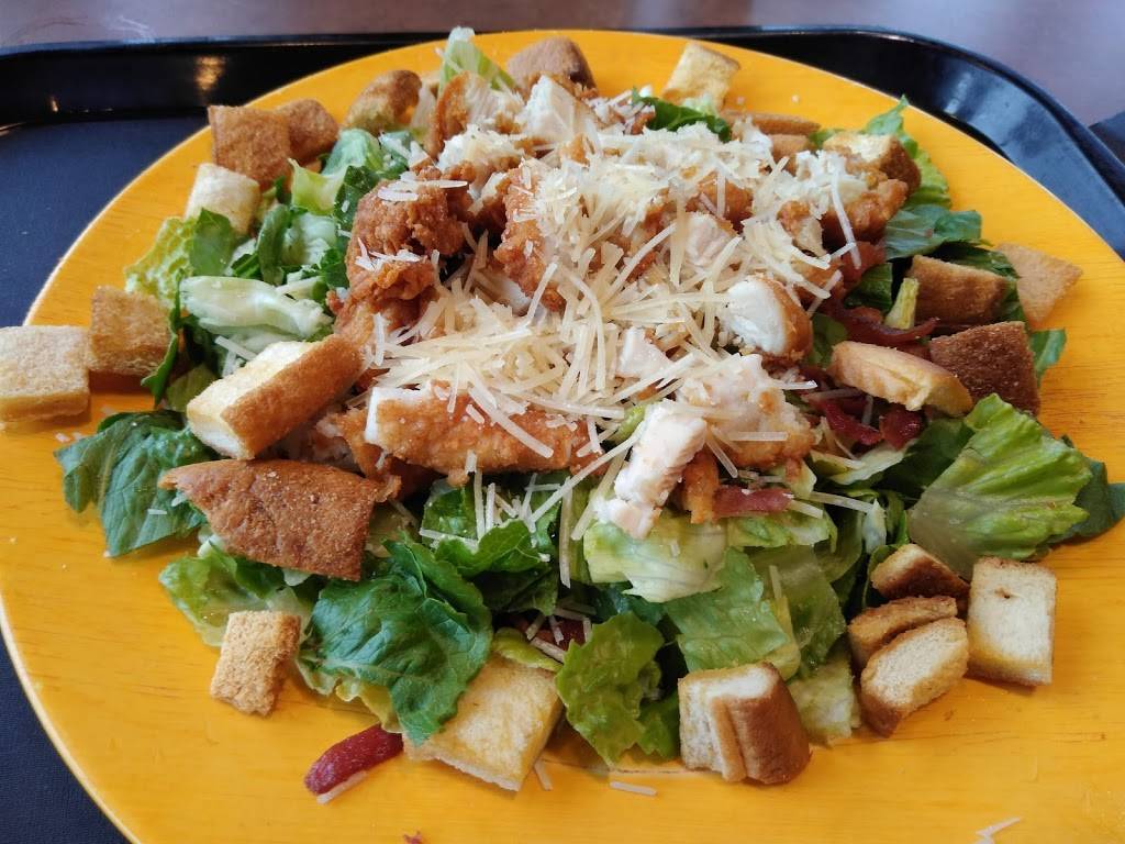 Zaxbys Chicken Fingers & Buffalo Wings | restaurant | 176 Holt Garrison Pkwy, Danville, VA 24540, USA | 4347912648 OR +1 434-791-2648