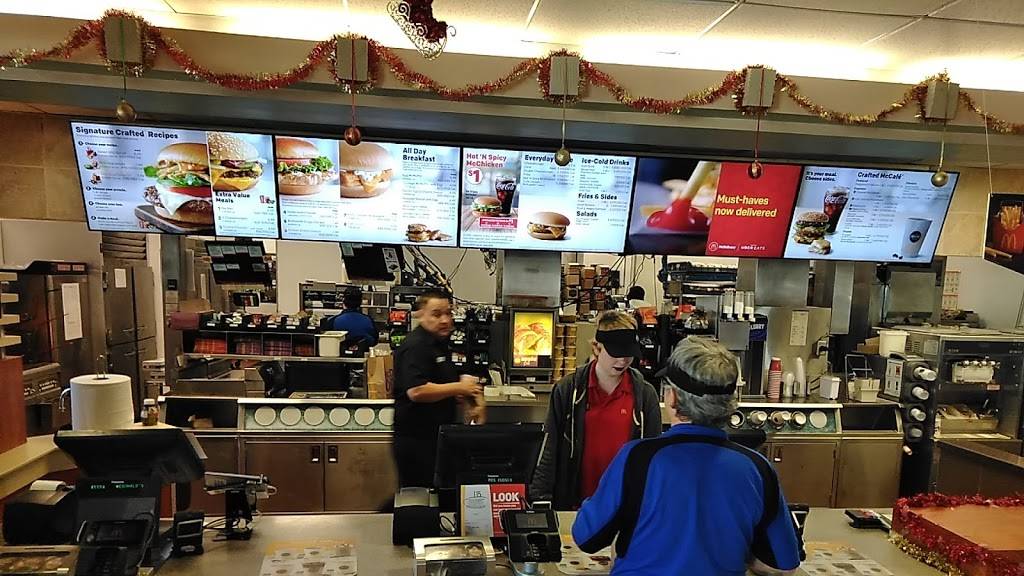 McDonalds | cafe | 2001 N Country Club Dr, Mesa, AZ 85201, USA | 4808357054 OR +1 480-835-7054