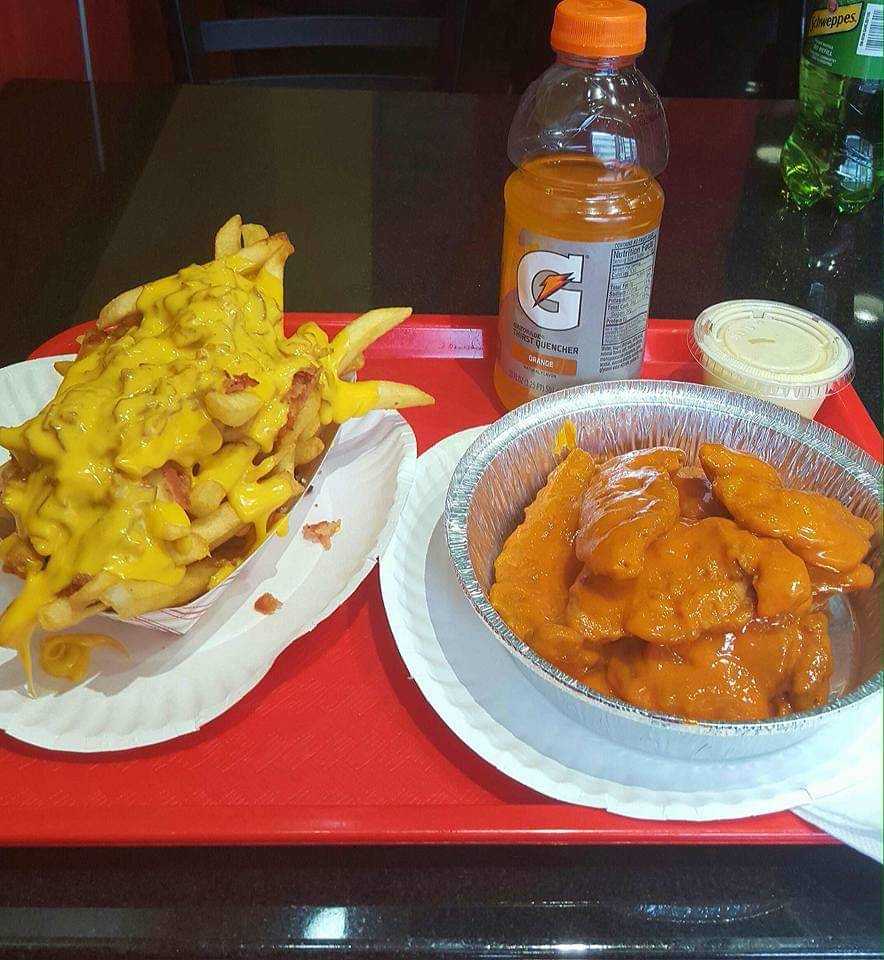 City View Pizza and Grill | meal delivery | 1547 Spring Garden St, Philadelphia, PA 19130, USA | 2155641910 OR +1 215-564-1910