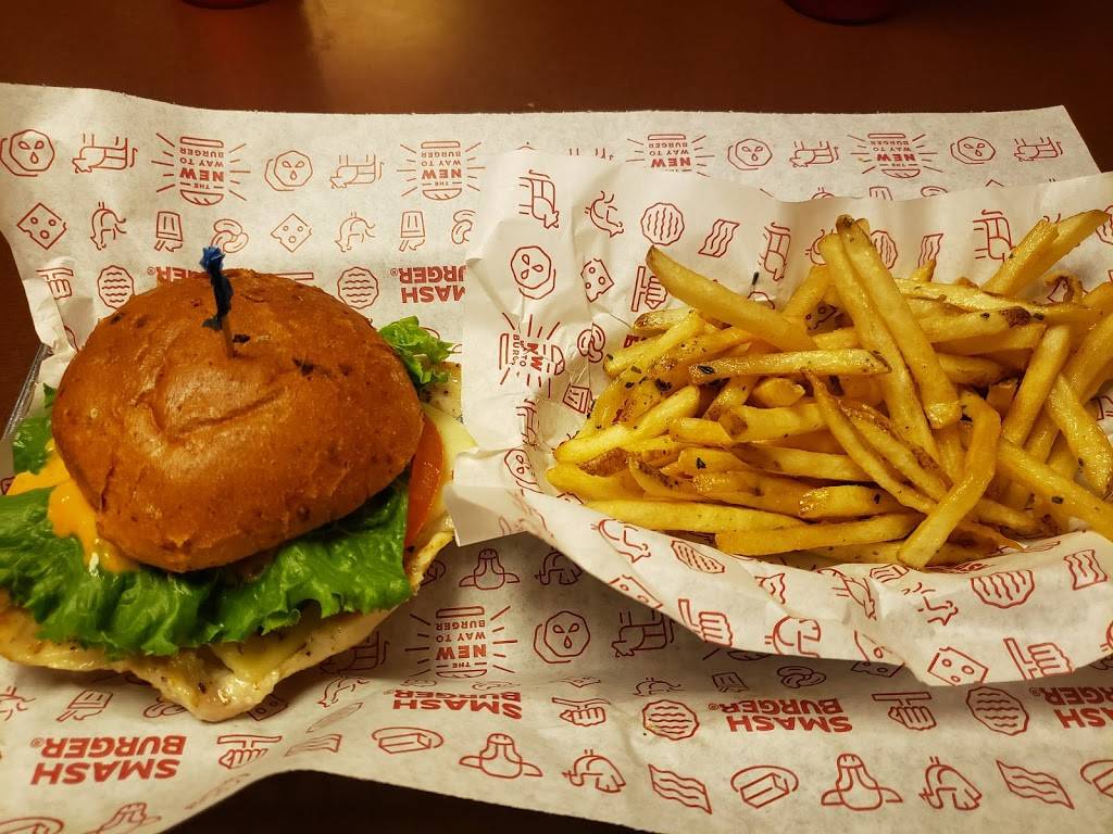 Smashburger | restaurant | 10830 E 71st St, Tulsa, OK 74133, USA | 9183070380 OR +1 918-307-0380
