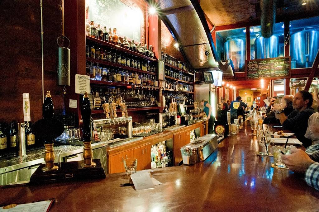 Auburn Alehouse | restaurant | 289 Washington St, Auburn, CA 95603, USA | 5308852537 OR +1 530-885-2537