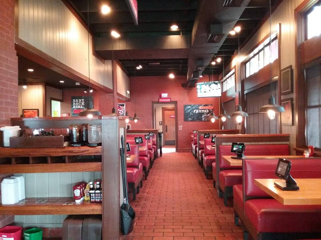 Chilis Grill & Bar | Open for Dine-In, Delivery and Takeout | restaurant | 10520 W Central Ave, Wichita, KS 67212, USA | 3167212700 OR +1 316-721-2700