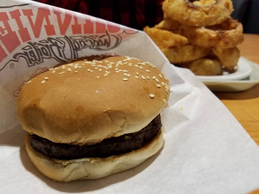 Johnnies Charcoal Broiler | restaurant | 1700 Shedeck Pkwy, Yukon, OK 73099, USA | 4054947971 OR +1 405-494-7971