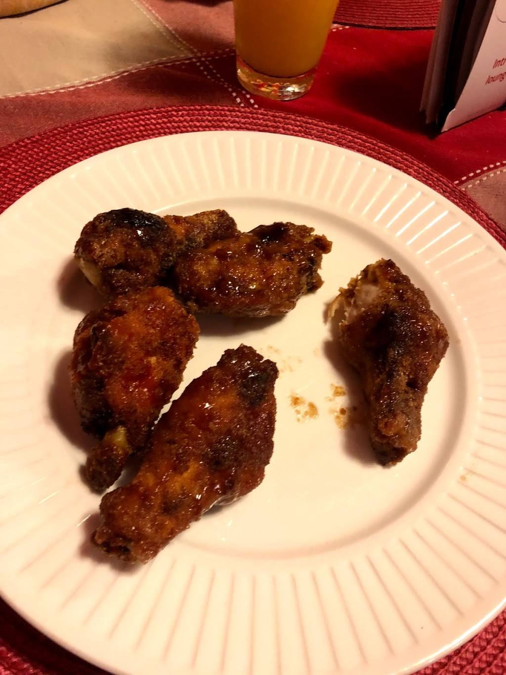 Tony & Jims Place | restaurant | 10 Flowertown Ave, Brampton, ON L6X 2J9, Canada | 9054528411 OR +1 905-452-8411