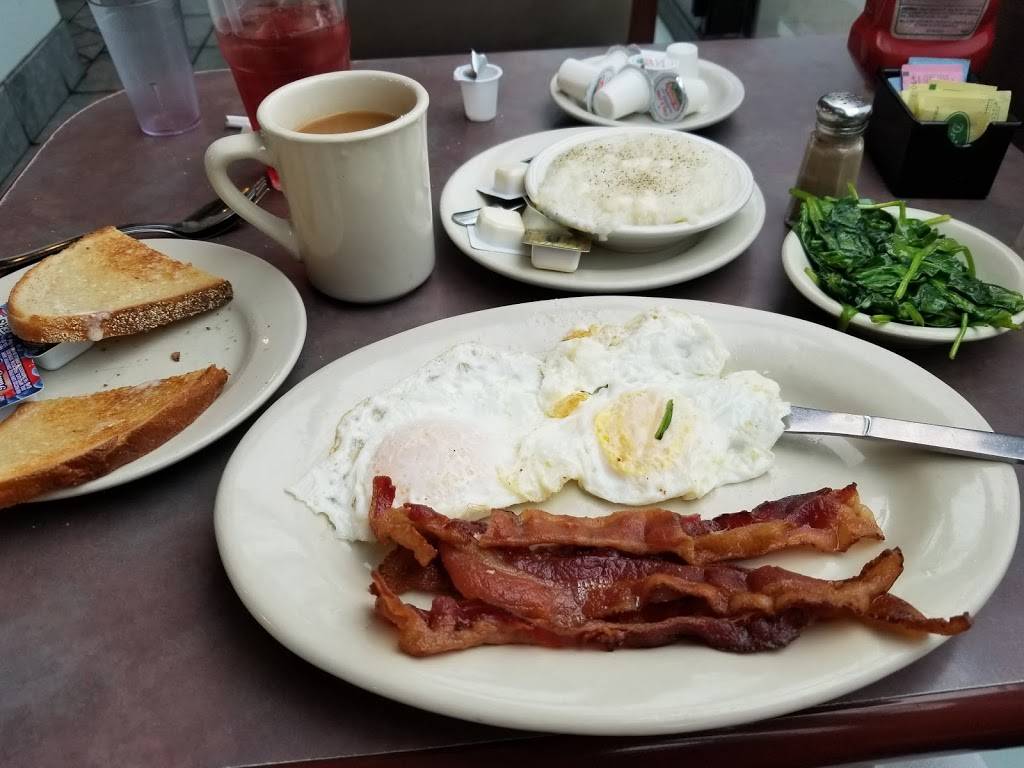 Pats Original Diner | restaurant | 1300 S Broad St, Trenton, NJ 08610, USA | 6093922024 OR +1 609-392-2024