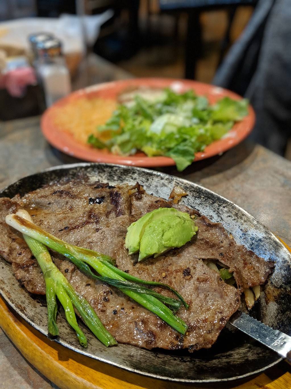 Vientos Mexican Cocina | restaurant | 7600 Greenhaven Dr, Sacramento, CA 95831, USA | 9163917100 OR +1 916-391-7100