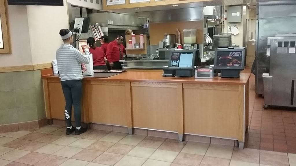 Wendys | restaurant | 20242 N 27th Ave, Phoenix, AZ 85027, USA | 6235874714 OR +1 623-587-4714