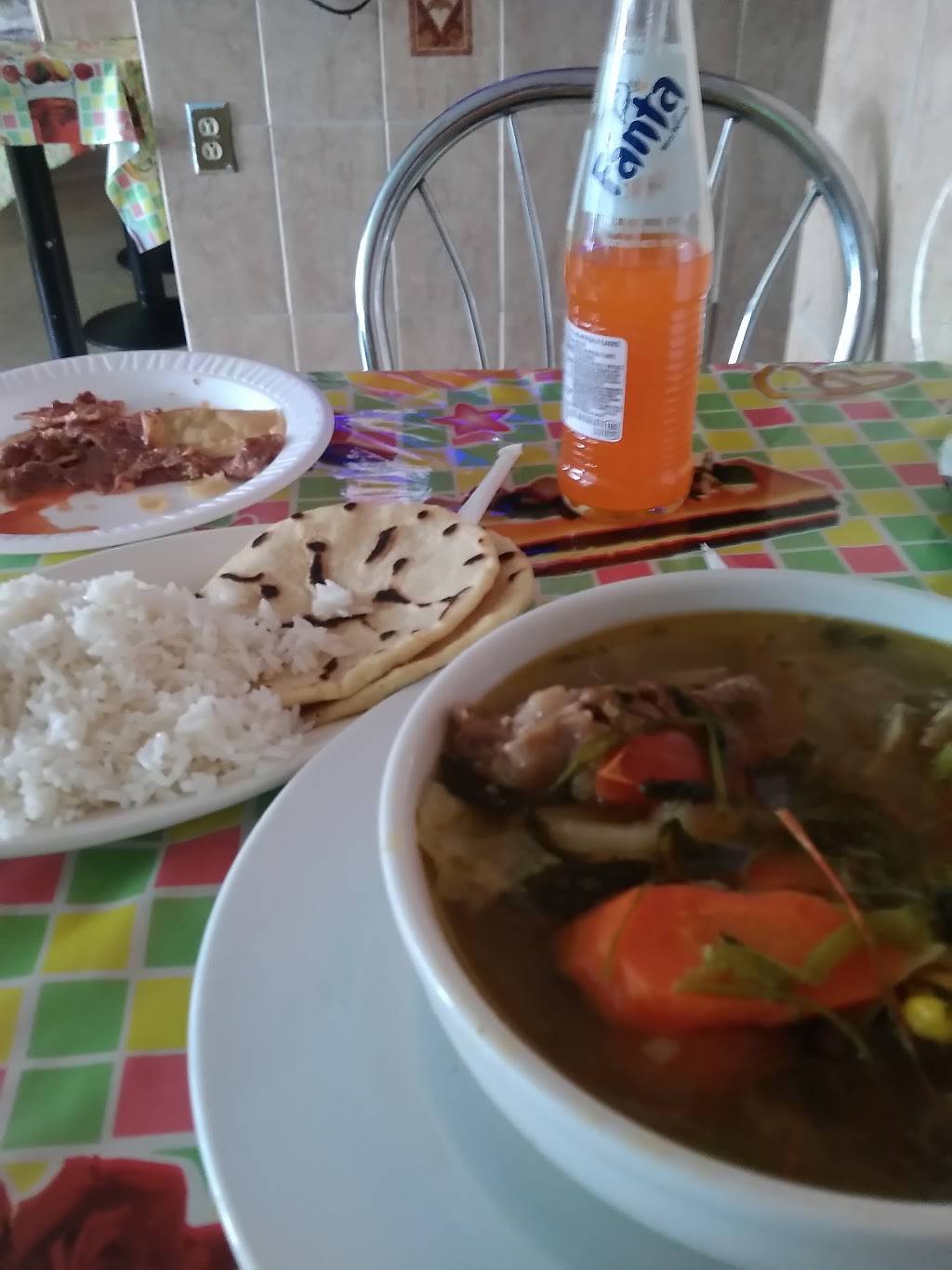 Centroamericano Restaurant | restaurant | 4 Park Ave, Newark, NJ 07104, USA | 9733507777 OR +1 973-350-7777