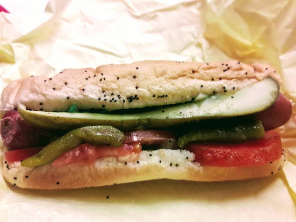 Windy City Beefs-N-Dogs | meal takeaway | 0297, 7500 W Lake Mead Blvd, Las Vegas, NV 89128, USA | 7024105016 OR +1 702-410-5016