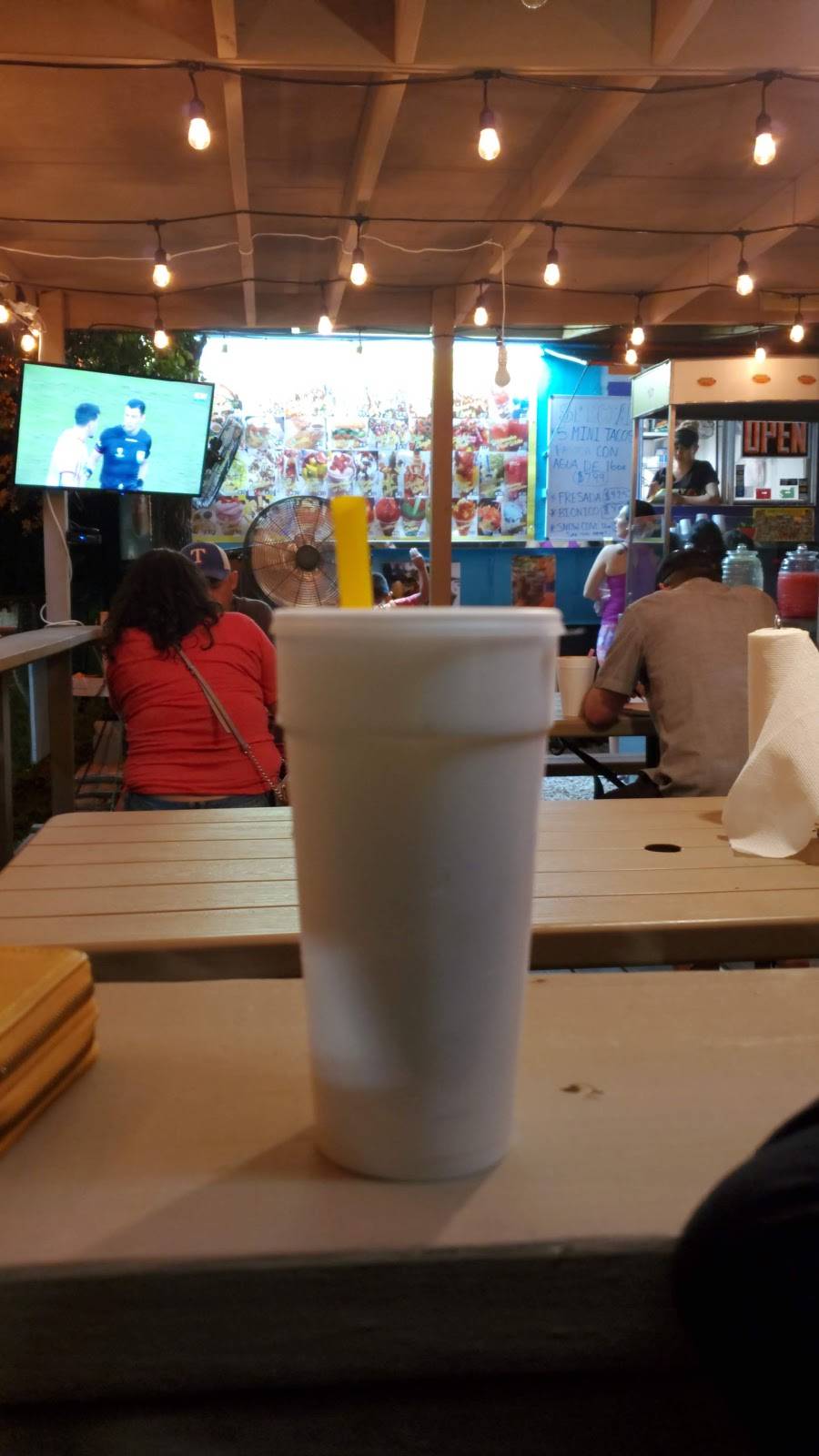 Juicy Fruits | cafe | 6739 S Congress Ave, Austin, TX 78745, USA | 5127703351 OR +1 512-770-3351