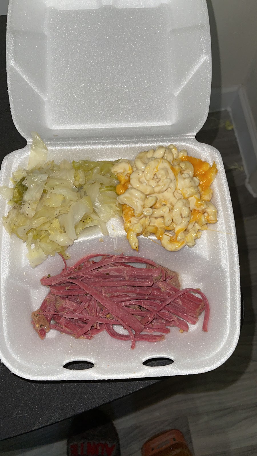 A que mess llc | restaurant | 5701 N 57th St, Milwaukee, WI 53218, USA | 4146886625 OR +1 414-688-6625