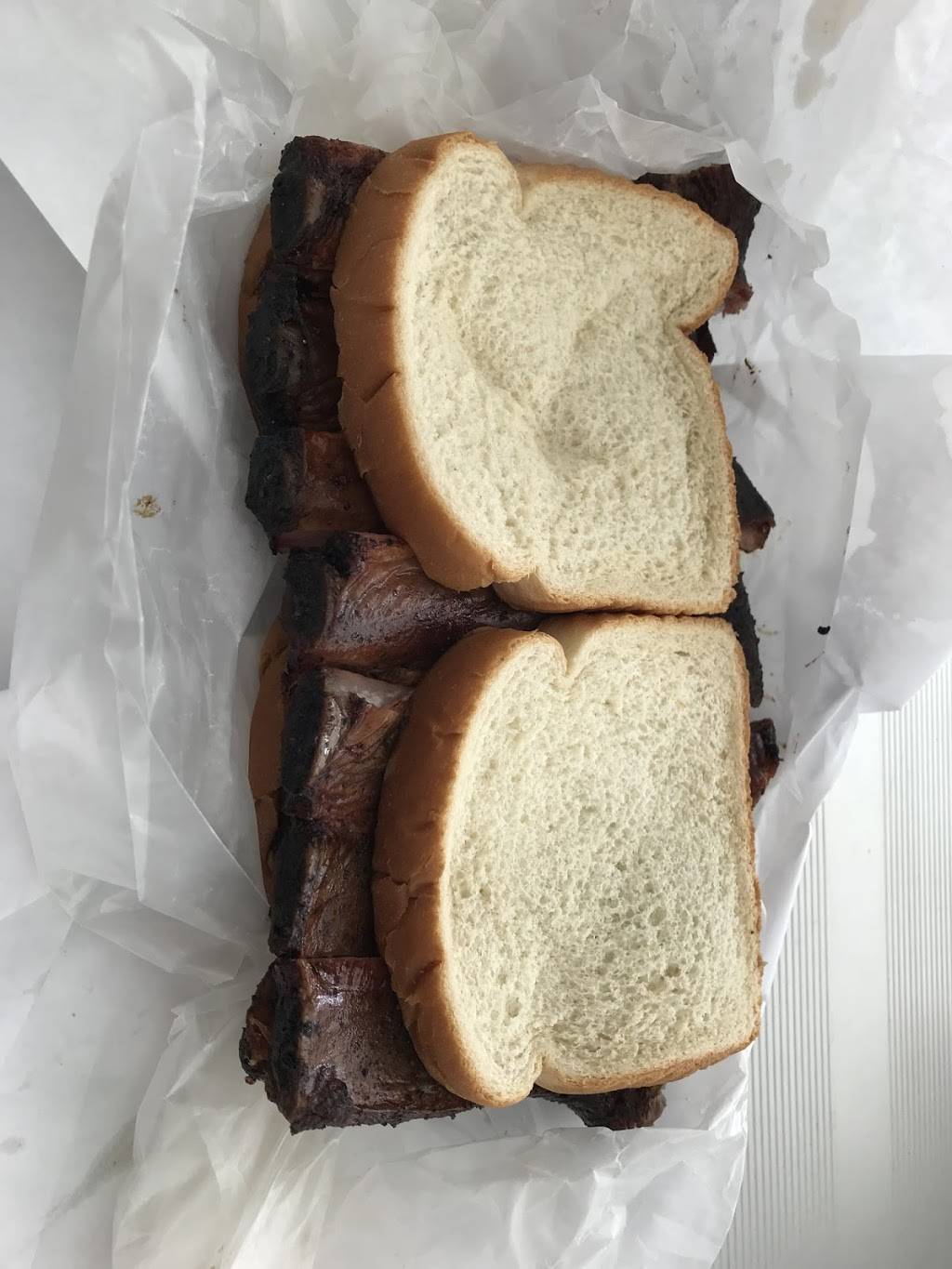 Sugar Boos Bar-B-Que | restaurant | 1305 N Grandview St, Mt Dora, FL 32757, USA | 3527357675 OR +1 352-735-7675