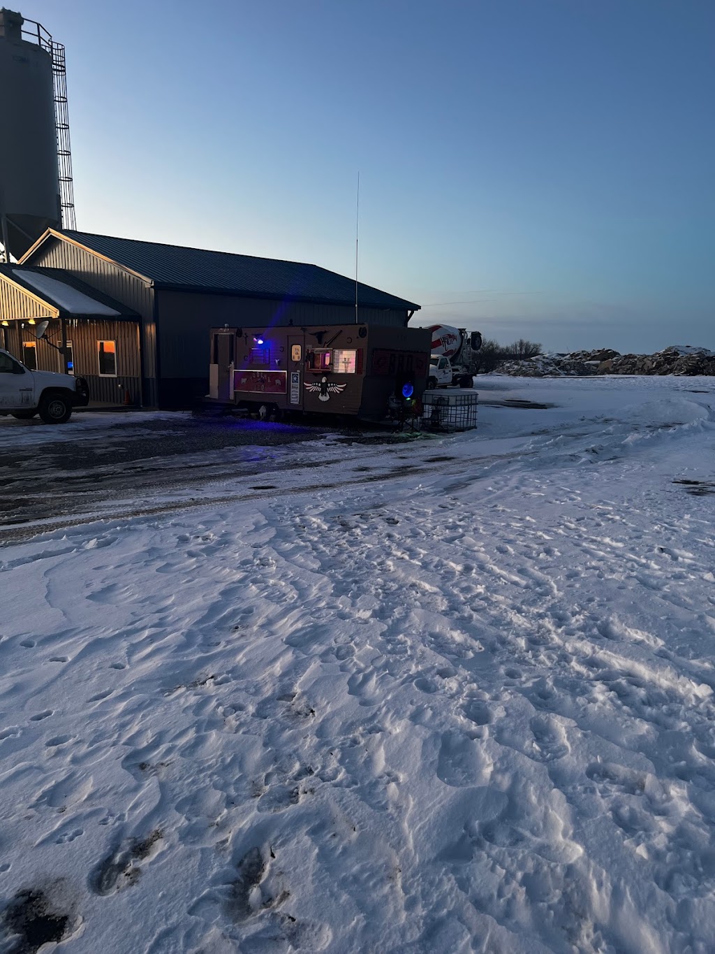 Podunk BBQ--The New Wild West | restaurant | 1356 US-81, Belleville, KS 66935, USA | 7856144079 OR +1 785-614-4079