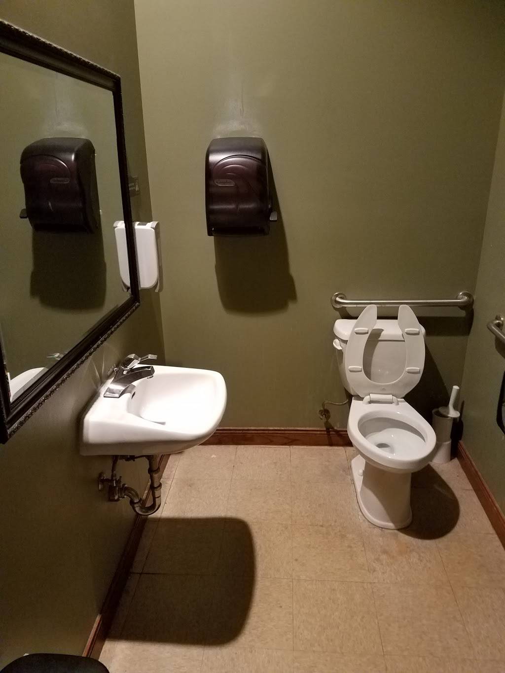 Pizza King | restaurant | 18 Saratoga Dr, Batesville, IN 47006, USA | 8129325464 OR +1 812-932-5464