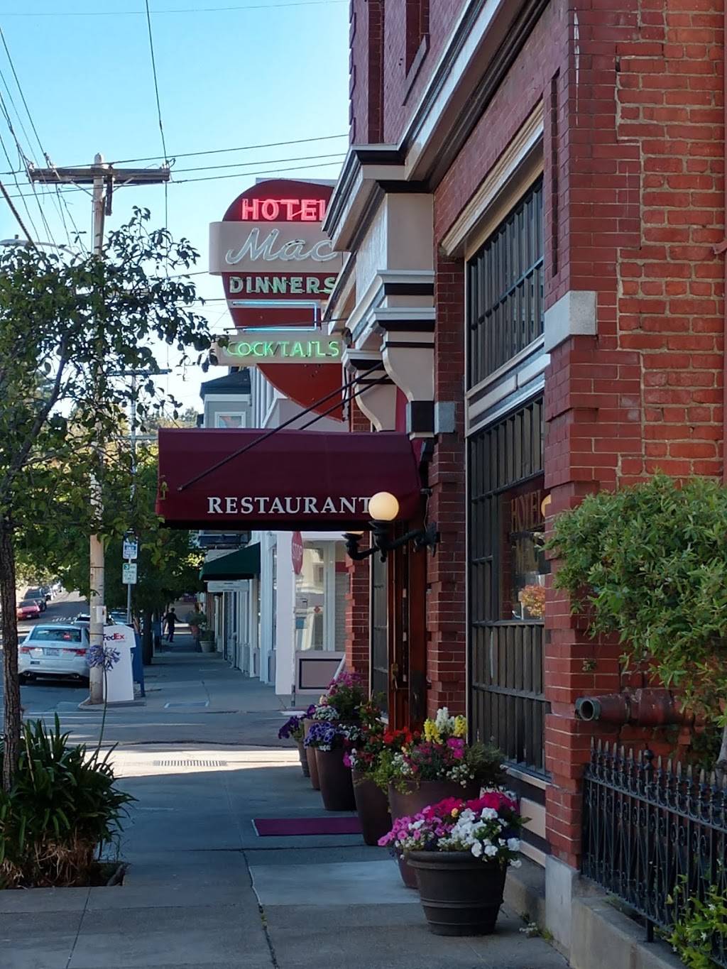 Hotel Mac Restaurant | restaurant | 50 Washington Ave, Richmond, CA 94801, USA | 5102330576 OR +1 510-233-0576