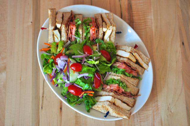 Sunny Morning | restaurant | 1602 The Queensway Unit E2, Etobicoke, ON M8Z 1V1, Canada | 4162019797 OR +1 416-201-9797