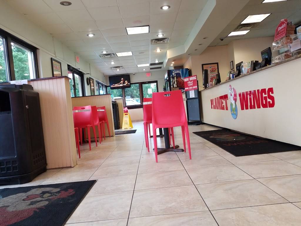 Planet Wings | restaurant | 668 Broadway, Newburgh, NY 12550, USA | 8455623000 OR +1 845-562-3000