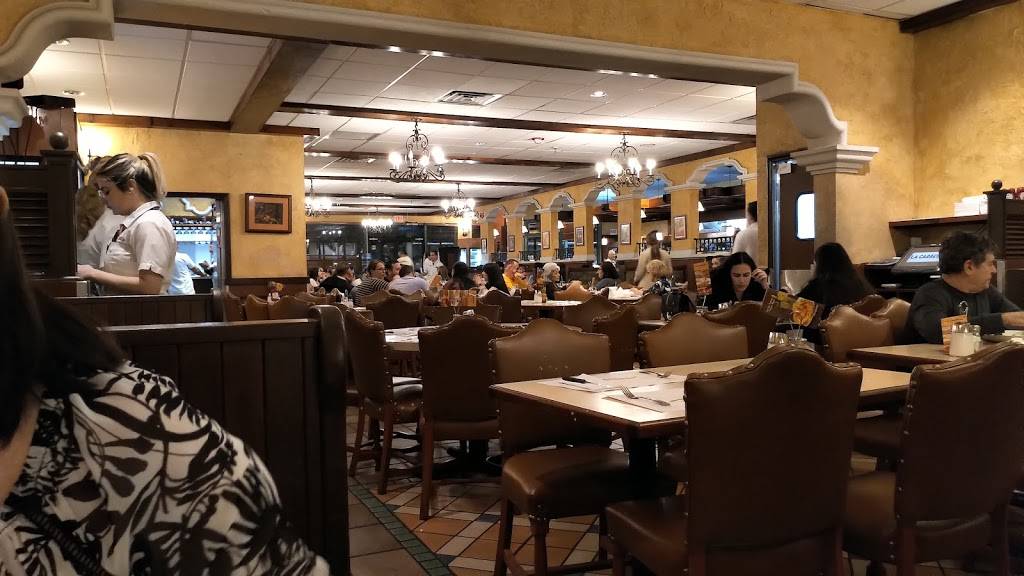 La Carreta | restaurant | 8650 Bird Rd, Miami, FL 33155, USA | 3055538383 OR +1 305-553-8383