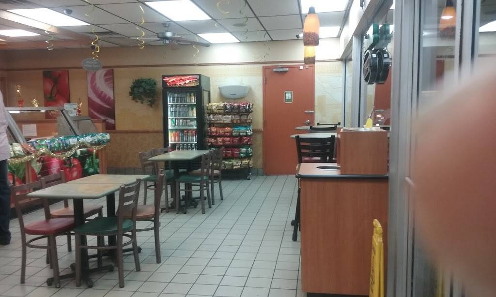 Subway | meal takeaway | 1205 Airline Dr, Kenner, LA 70062, USA | 5044416153 OR +1 504-441-6153