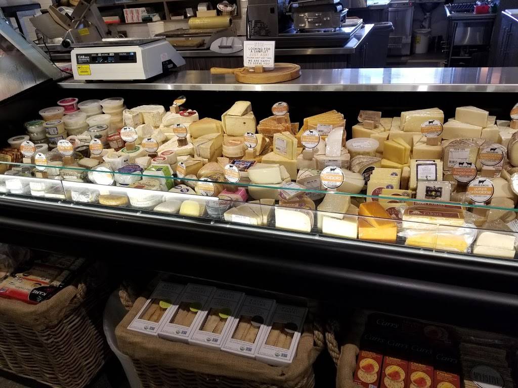 Slows Bar BQ Grand Rapids | restaurant | 435 Ionia Ave SW, Grand Rapids, MI 49503, USA | 6164541588 OR +1 616-454-1588