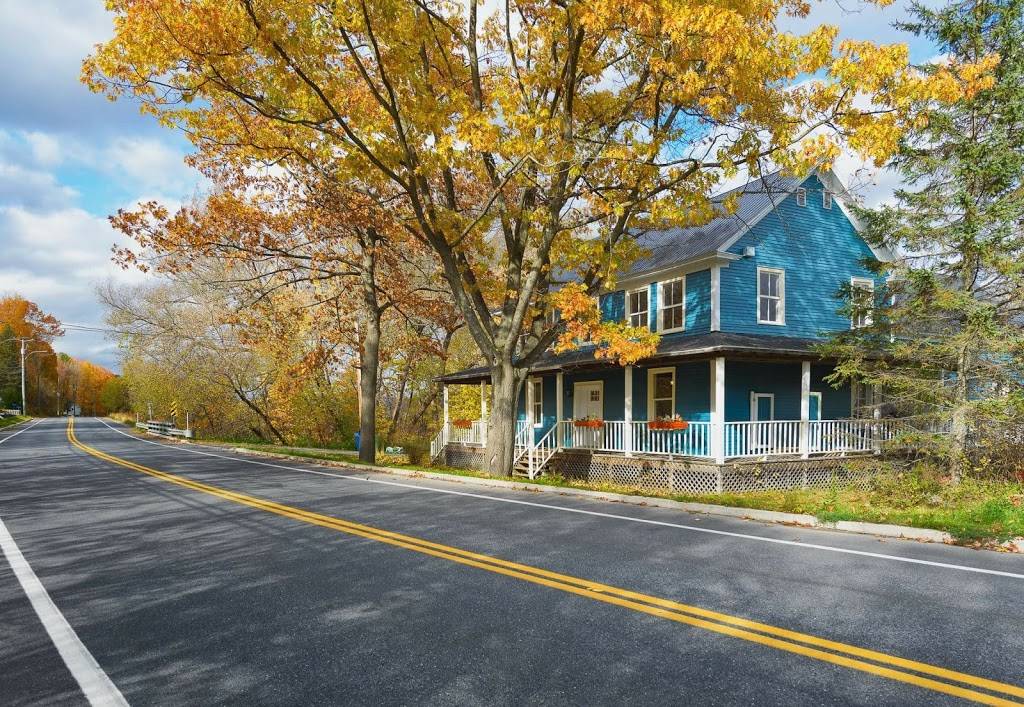 Horloge cassée | restaurant | 1296 QC-243, Melbourne, QC J0B 2B0, Canada | 8196440311 OR +1 819-644-0311