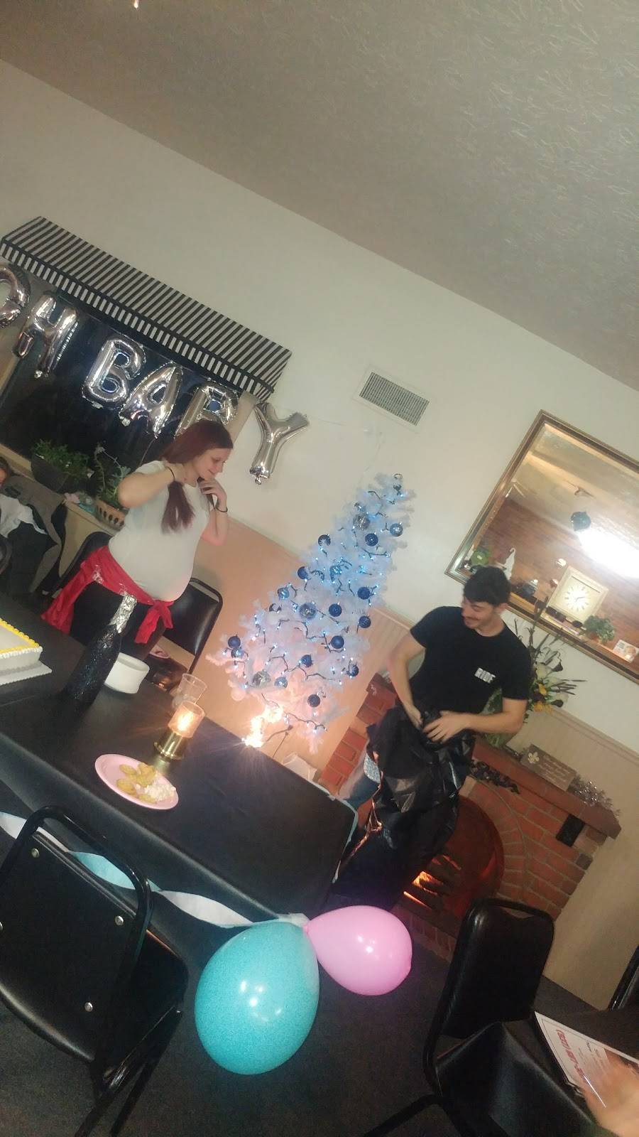 Dixie Diner | restaurant | 595 W Main St, New Lebanon, OH 45345, USA | 9376873004 OR +1 937-687-3004