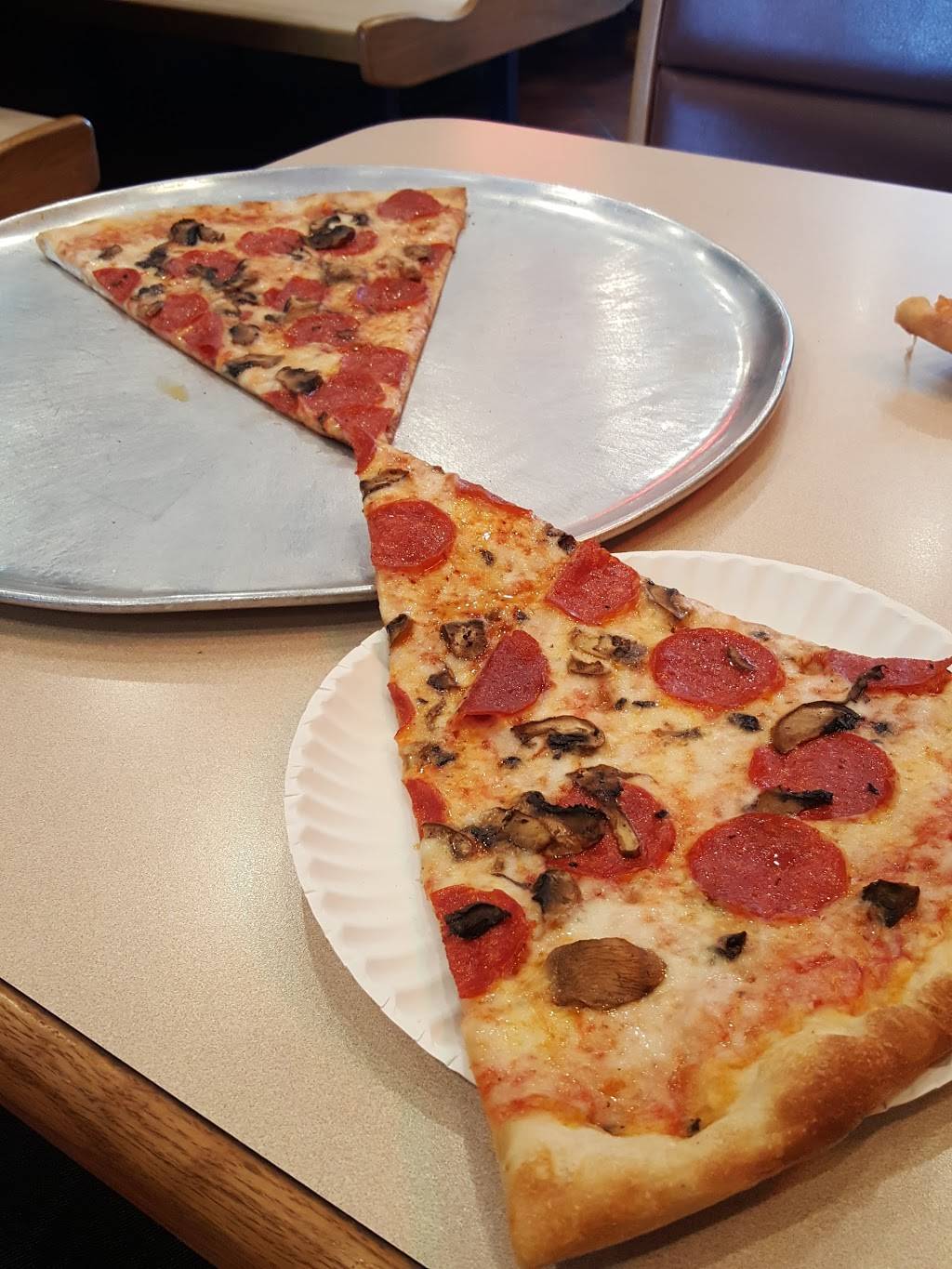 Tonys Pizza Galleria | restaurant | 1605 Galleria Blvd, Charlotte, NC 28270, USA | 7047085111 OR +1 704-708-5111