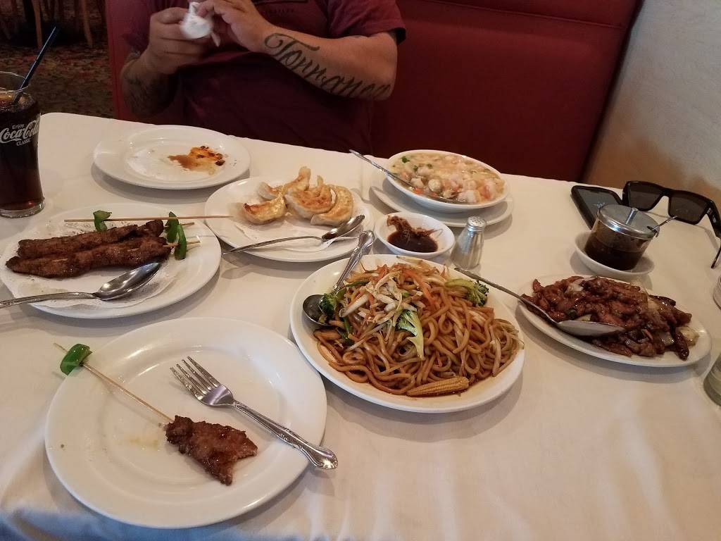 Plum Tree Inn | restaurant | 913 N Broadway, Los Angeles, CA 90012, USA | 2136131819 OR +1 213-613-1819