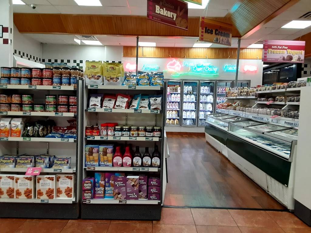 Braums Ice Cream & Burger Restaurant | restaurant | 1102 W Walnut St, Rogers, AR 72756, USA | 4796318977 OR +1 479-631-8977