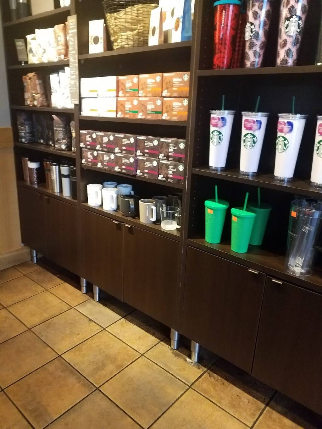 Starbucks | cafe | 454 E Main St, Middletown, DE 19709, USA | 3023768975 OR +1 302-376-8975